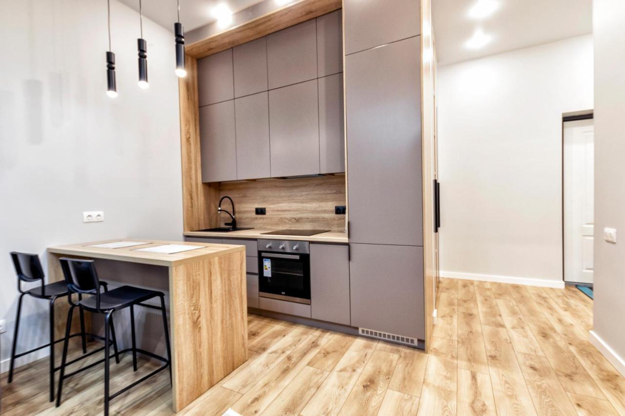 Aura Business Class Apartment Астана Екстериор снимка