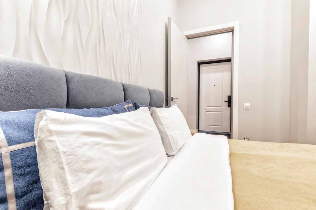 Aura Business Class Apartment Астана Екстериор снимка