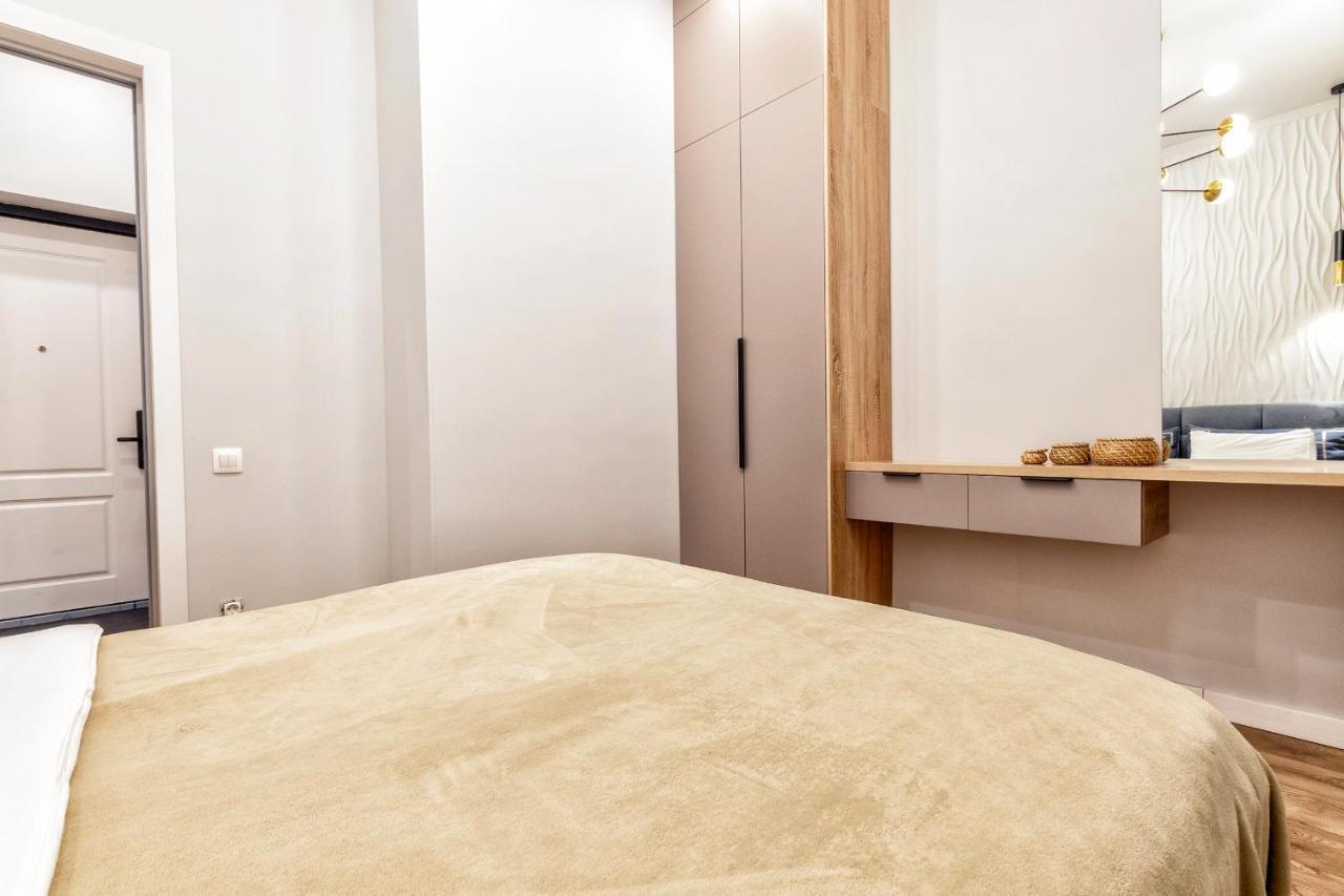Aura Business Class Apartment Астана Екстериор снимка